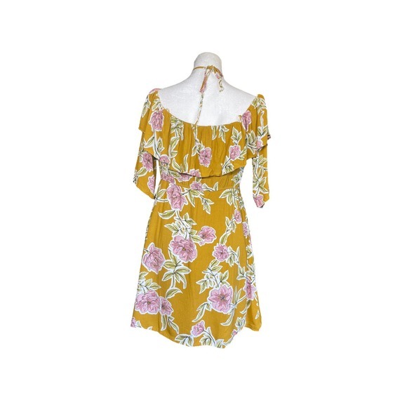 Cupcakes and Cashmere Off the Shoulder Halter Dress Womens Size Small Yellow - Picture 3 of 8